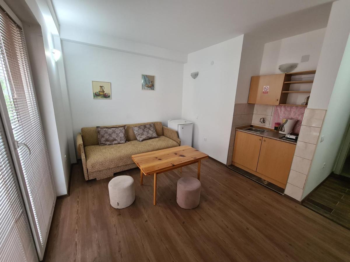 Restaurant & Apartments Lipa Peštani المظهر الخارجي الصورة